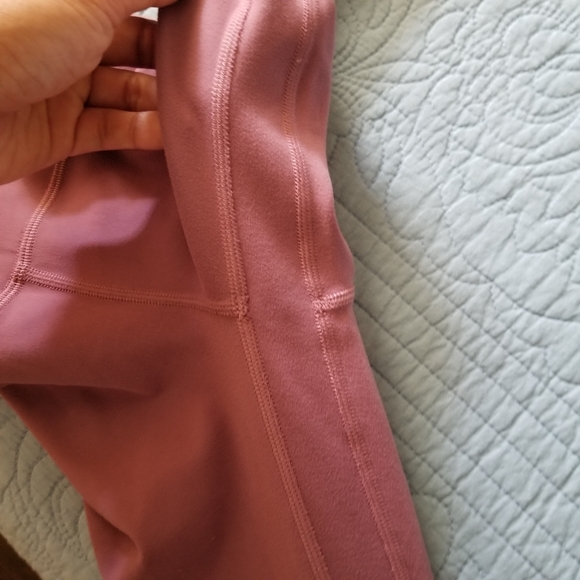 LULULEMON Vintage Plum Align Leggings 25" Sz 0 - Picture 4 of 7